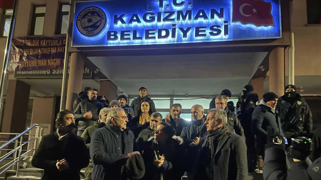 Dem Partili Kağızman Belediyesi’ne Kayyum Atandı (1)