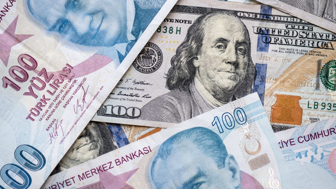 Küresel Piyasalarda Gerilim Yükselişte Dolar, Tl Karşısında Yeni Rekora Koşuyor (1)