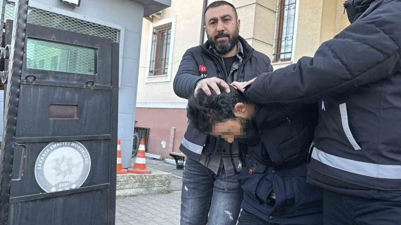 Hamile Kadın 3'Üncü Kattan Düşerek Hayatını Kaybetti Şüpheli Koca Tutuklandı