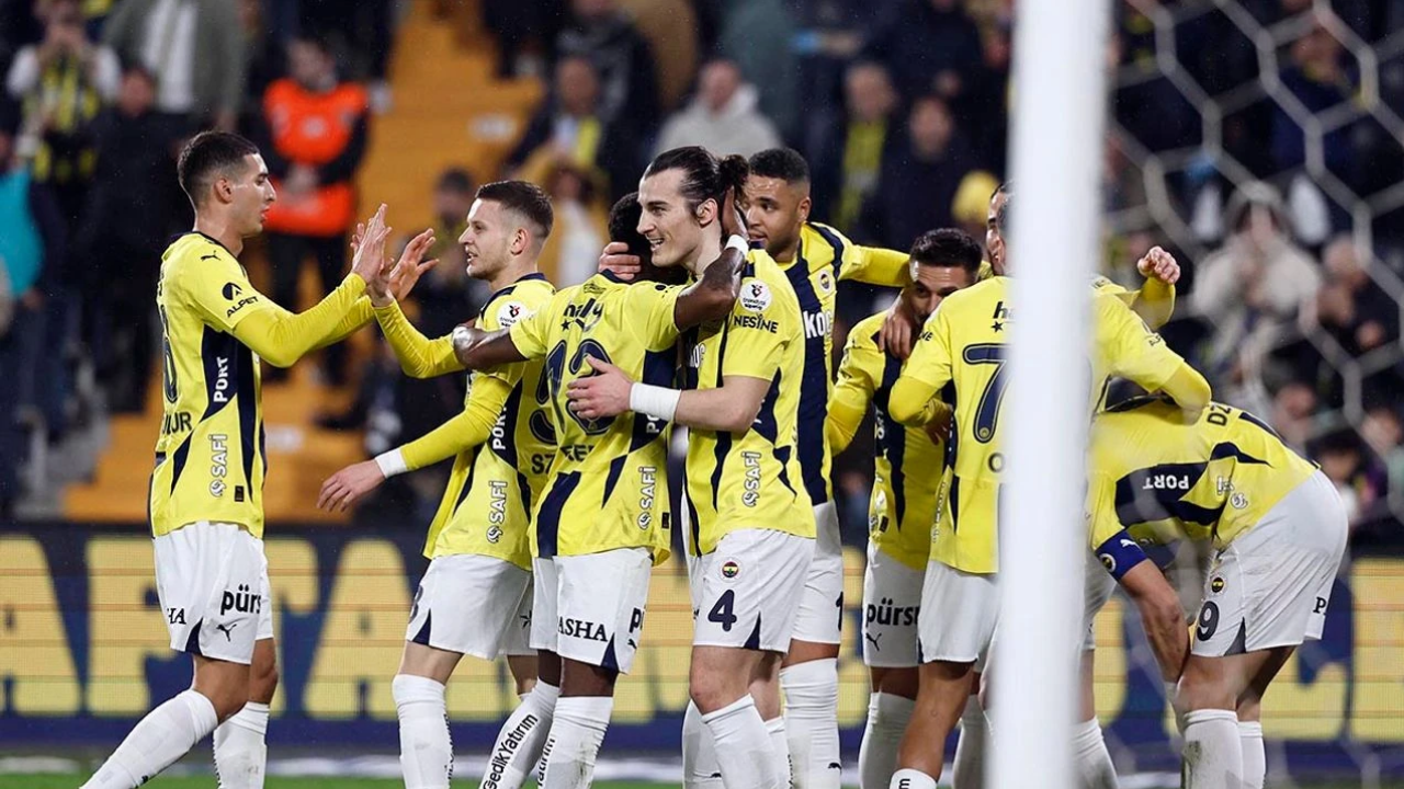 Kadıköy’de Tarihi Avrupa Gecesi Fenerbahçe, Rangers Karşısında