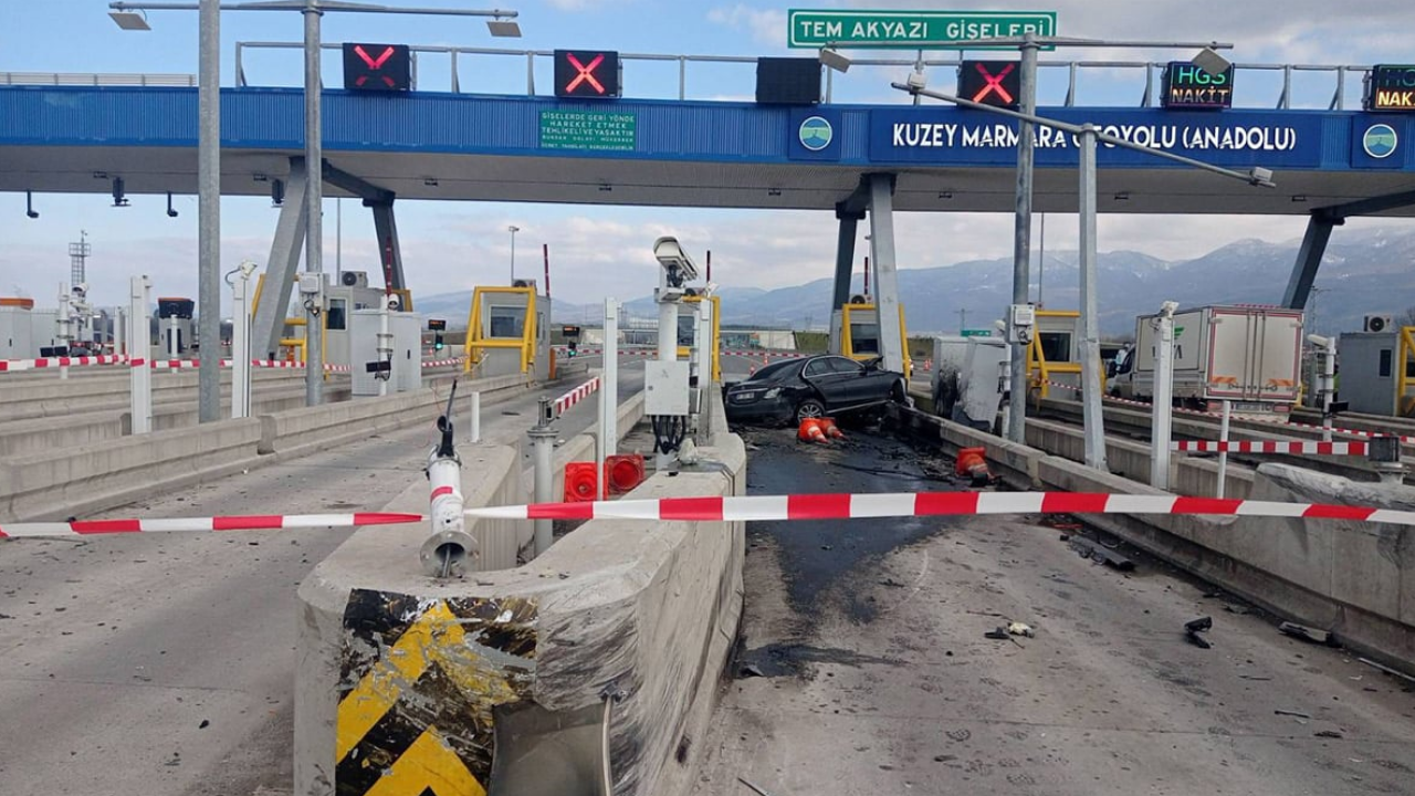 Kuzey Marmara Otoyolu’nda Feci Kaza Anne Ve Baba Öldü, 5 Günlük Bebek Yoğun Bakımda (3)