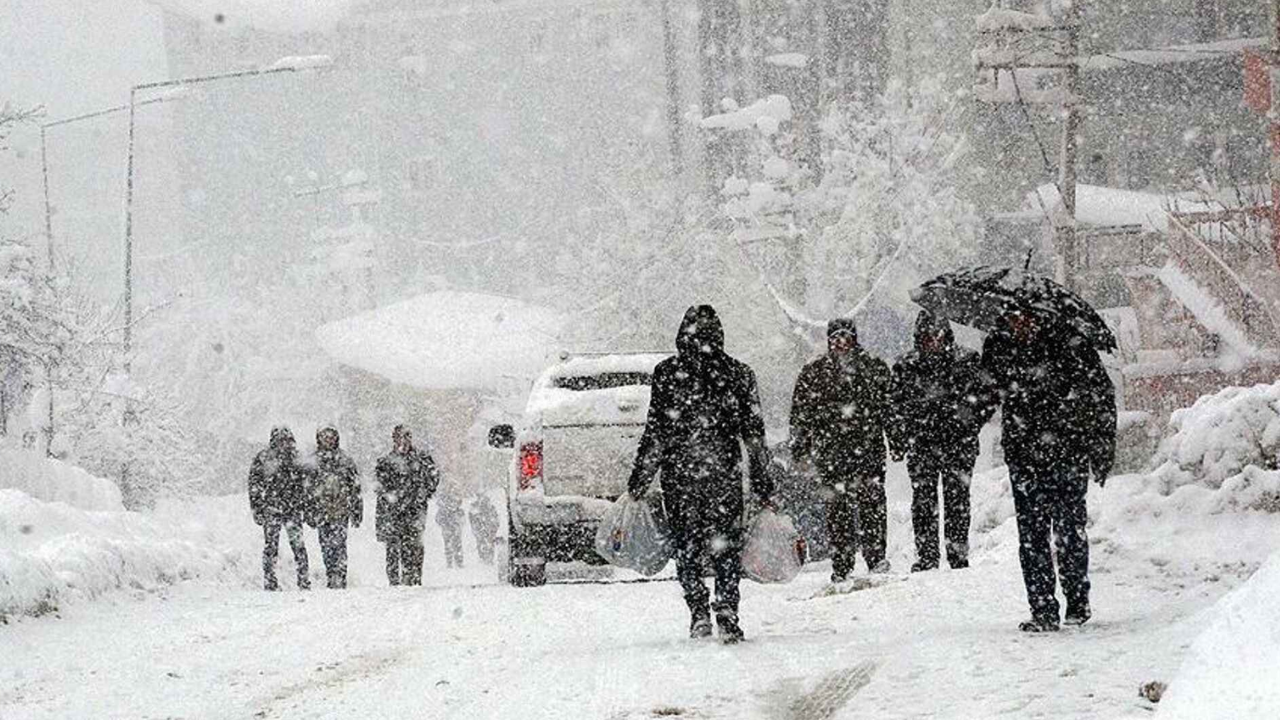 Meteoroloji’den Türkiye’nin Doğusu Için Uyarı Kar Ve Fırtına Kapıda (2)