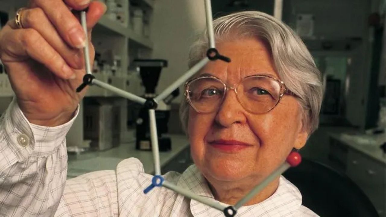 Stephanie Kwolek-1