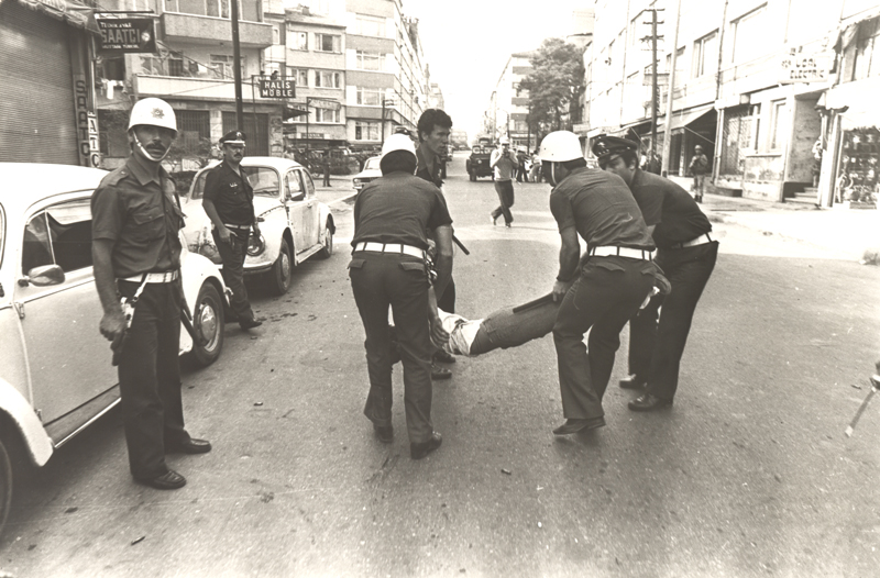 Coşkun Aral 1 Mayıs 77
