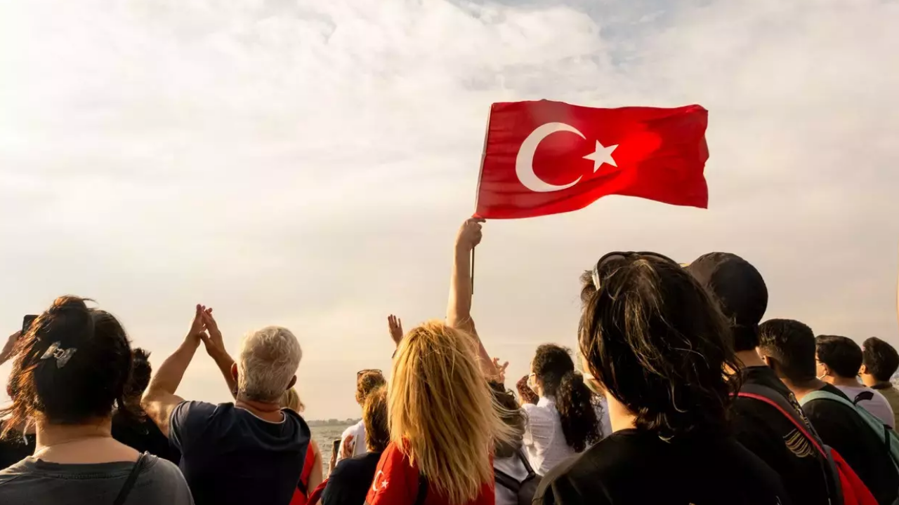 19 Mayıs Resmi Tatil Mi 19 Mayıs’ta Okullar, Kamu Kurumları, Üniversiteler Kapalı Mı Olacak (2)
