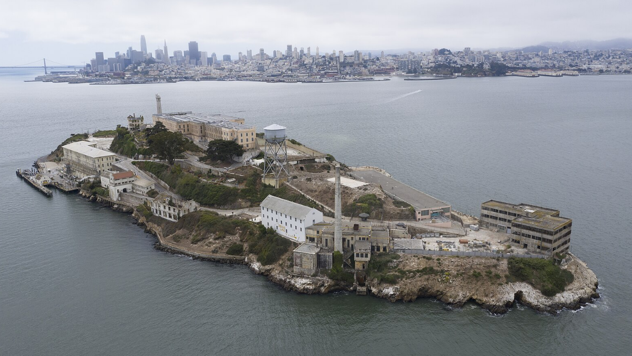 Abd Başkanı Trump Talimat Verdi Efsanevi Alcatraz Hapishanesi Geri Mi Dönüyor (1)