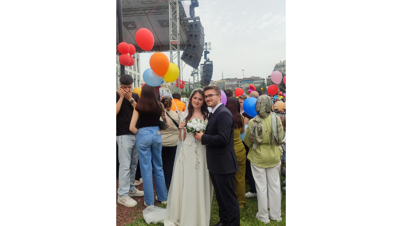 Gelir Misiniz Dedi, Kanseri Yenen Ali Asaf İçin Balonlar Gökyüzüne Uçuyor (1)