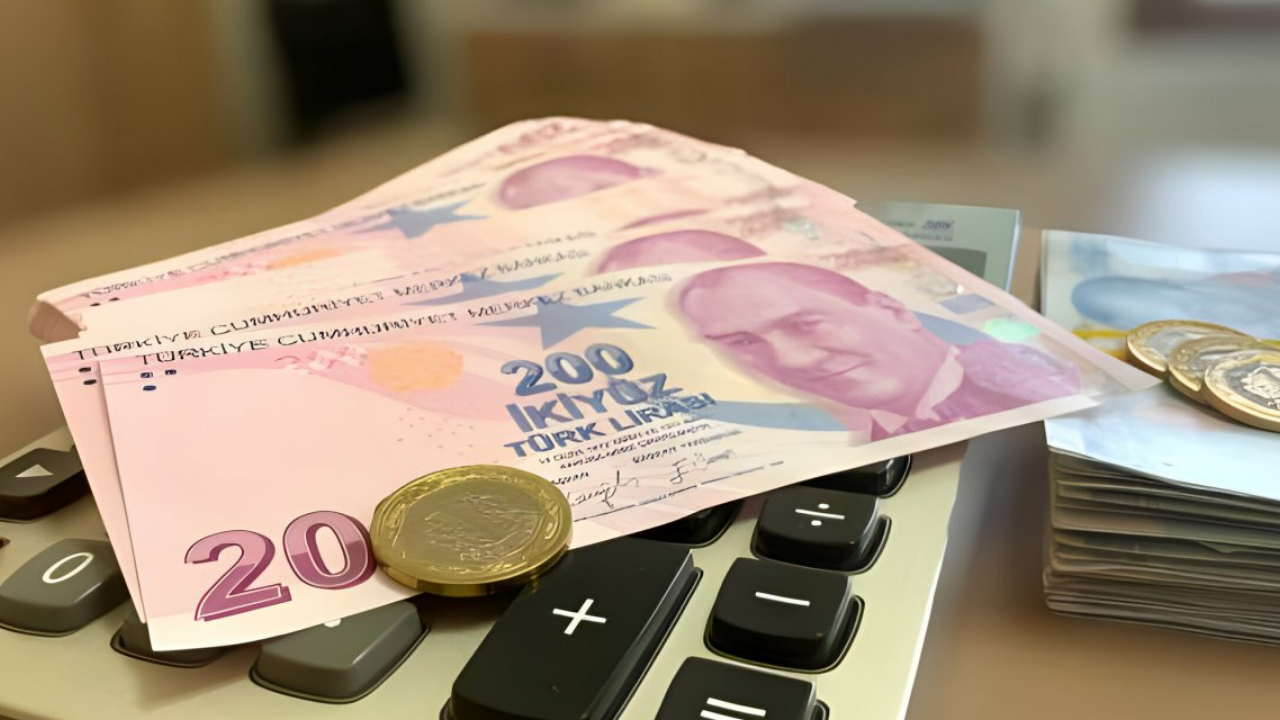 Mevduat Faizleri Rekor Kırdı Uzmandan Yatırımcılara Altın Değerinde Tavsiye