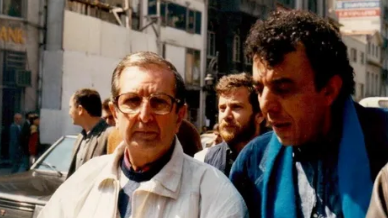 Selvi Boylum Al Yazmalım Filminin Senaristi Ali Özgentürk Hayatını Kaybetti