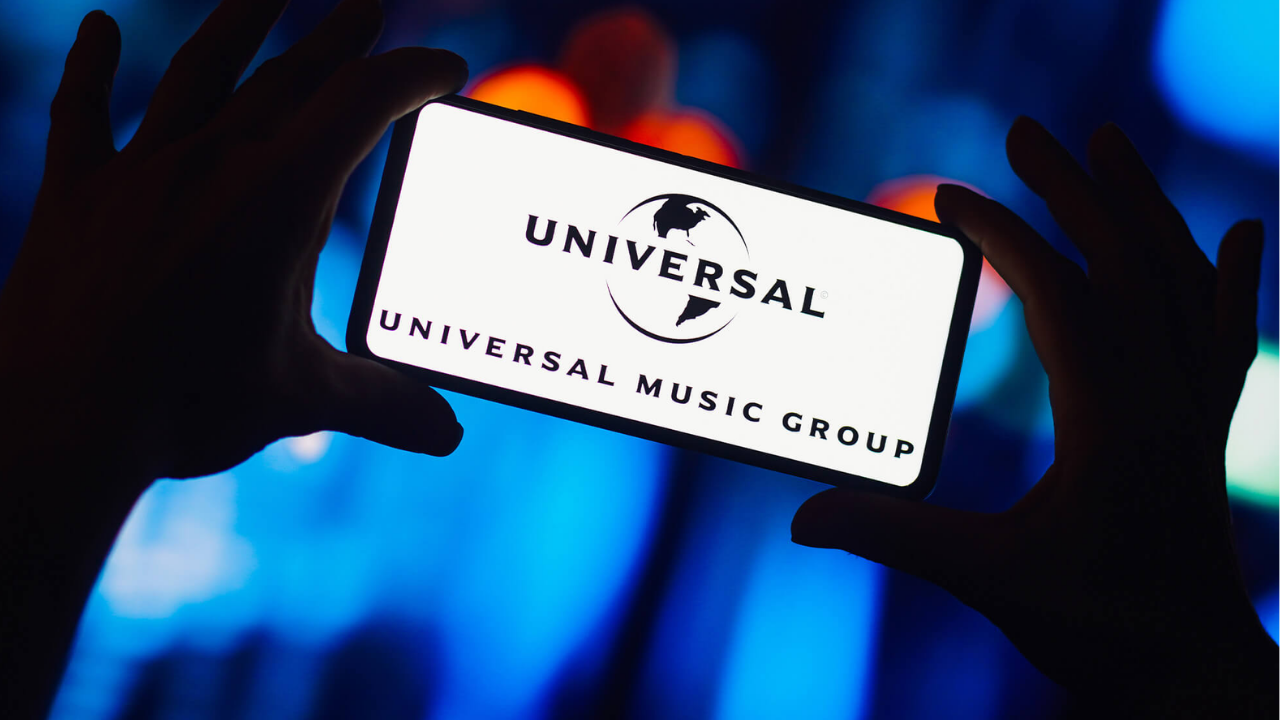Sezen Aksu’dan 18 Milyon Dolarlık Anlaşma 21 Single Ve 30 Albümünü Umg’ye Sattı