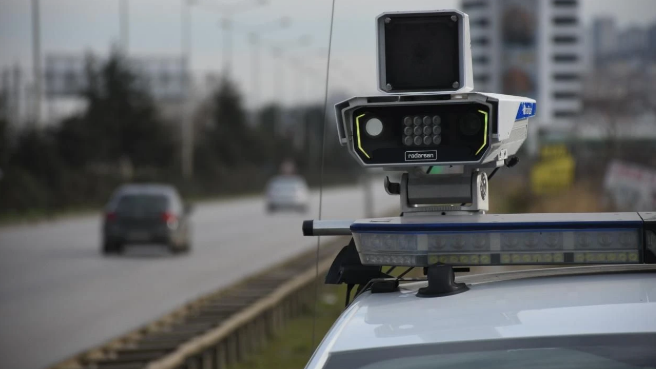 Trafikte Yapay Zeka Hamlesi Saatte 750 Aracı Analiz Edecek