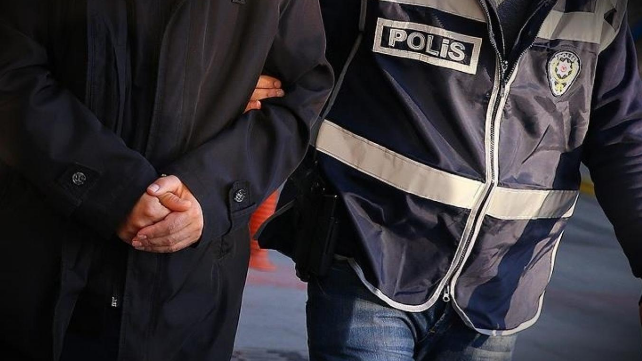 Ünlü Künefe Zincirine Fetö Operasyonu 5 Ilde 33 Kişi Gözaltına Alındı (1)