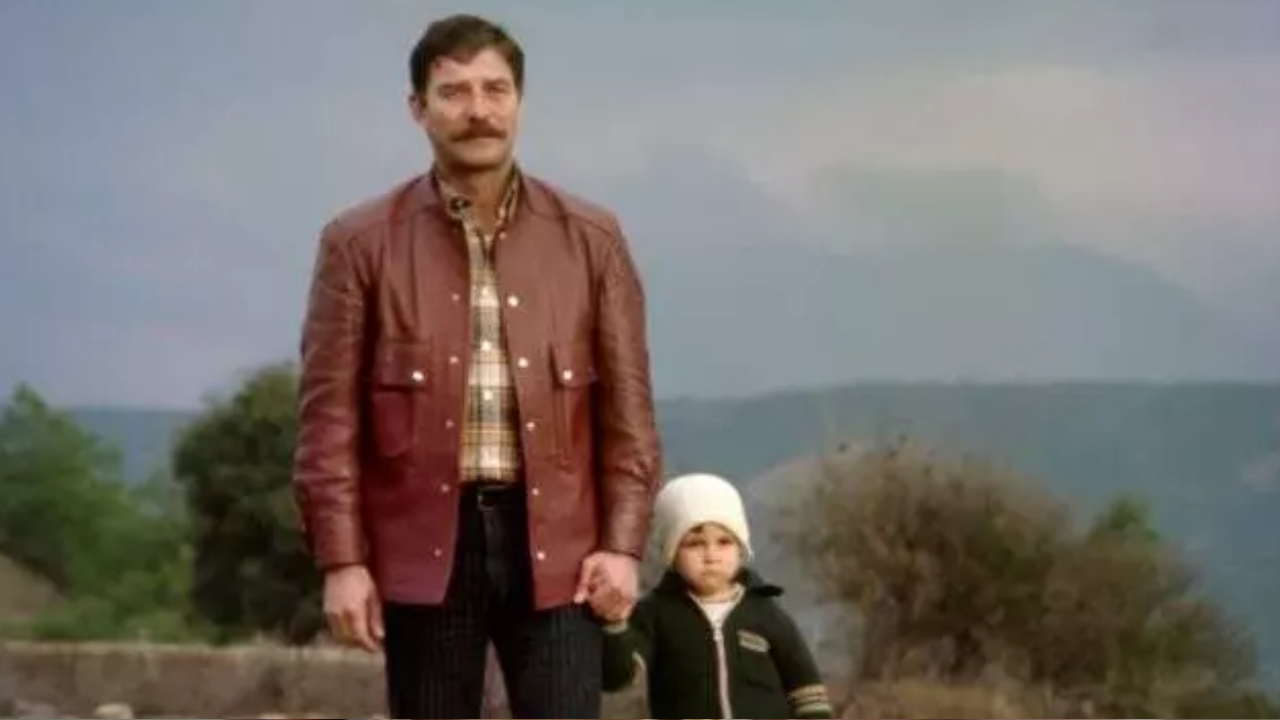 Selvi Boylum Al Yazmalım’ın Cemşit’i Ahmet Mekin, Hastaneye Kaldırıldı (1)