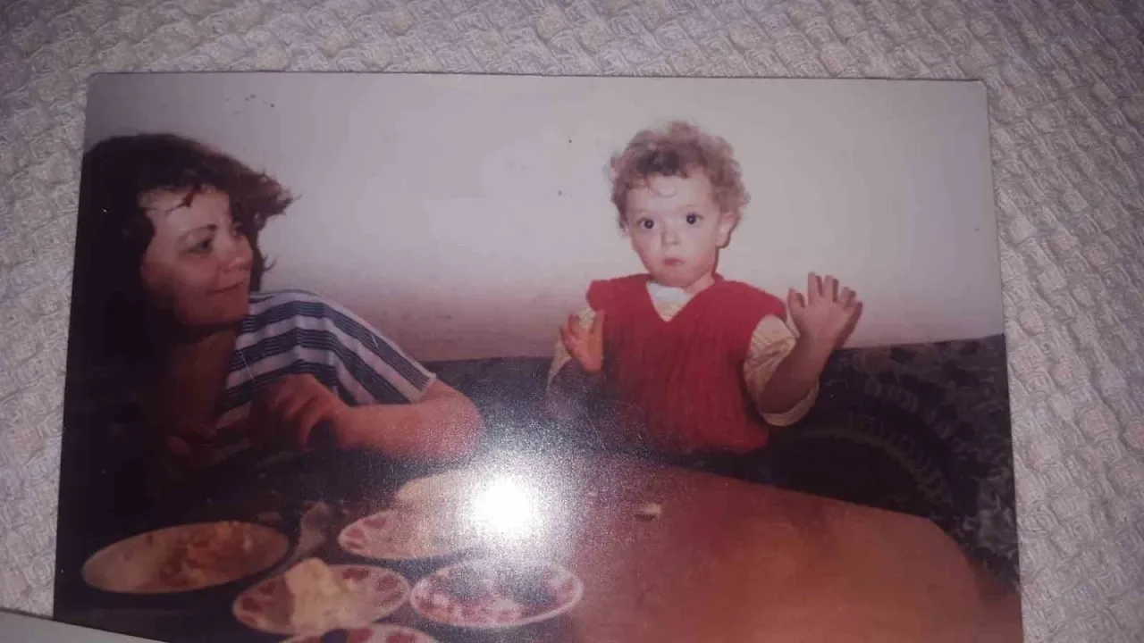 Yok Artık Dedirten Tesadüf Kız İsteme Töreninde Damadın Ebesi Olduğunu Fark Etti! (1)