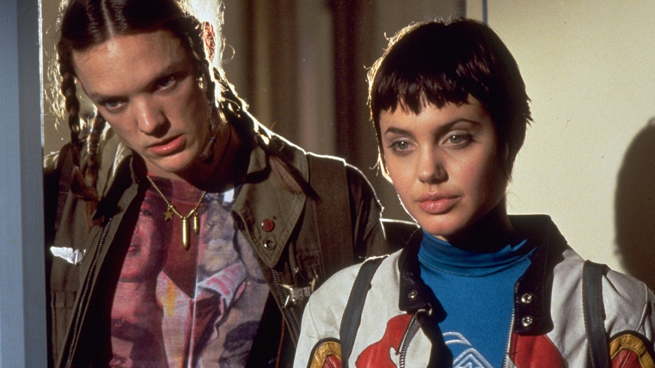 13. Hackers (1995) – Imdb 6,2