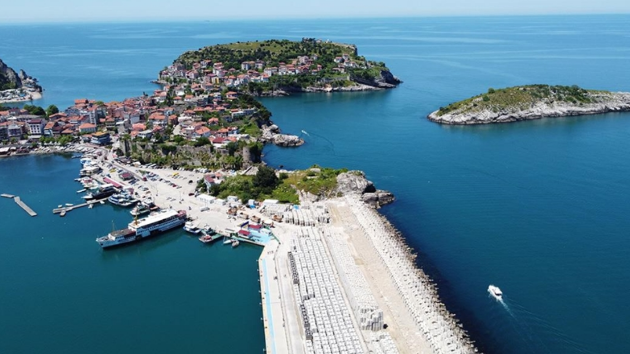 Bayramda Amasra’ya Turist Akını Nüfus 6 Binden 60 Bine Çıktı