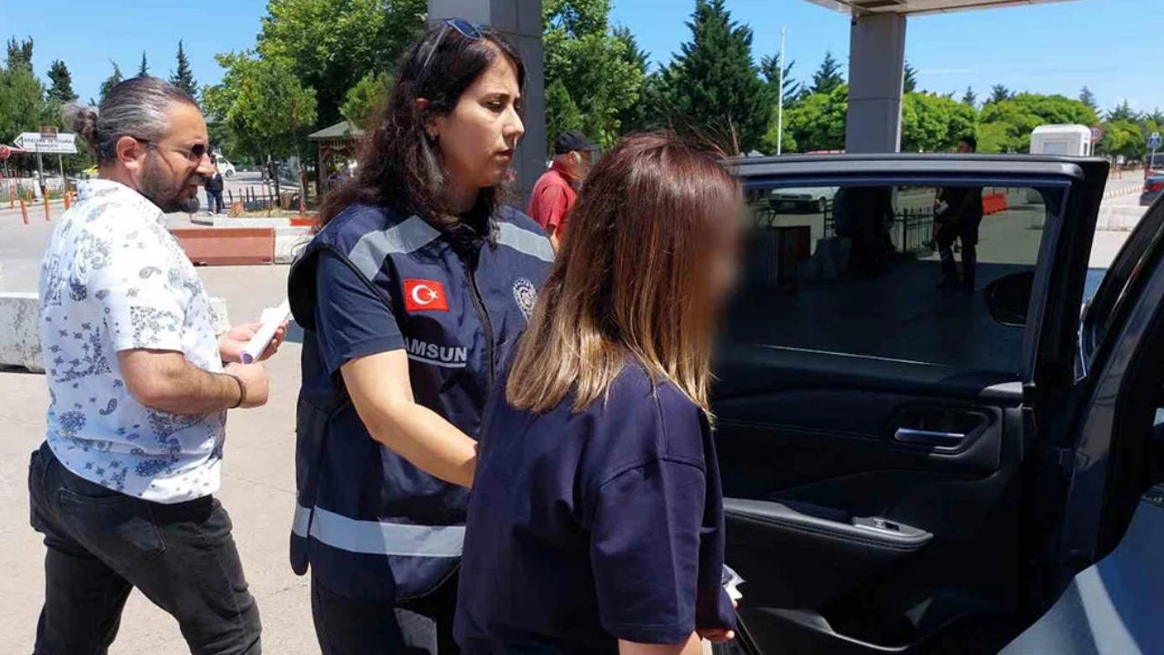 Evlilik Vaadiyle 444 Bin Tl’lik Altın Çaldılar, Tuvalette Erkek Kılığına Girip Kaçtılar!