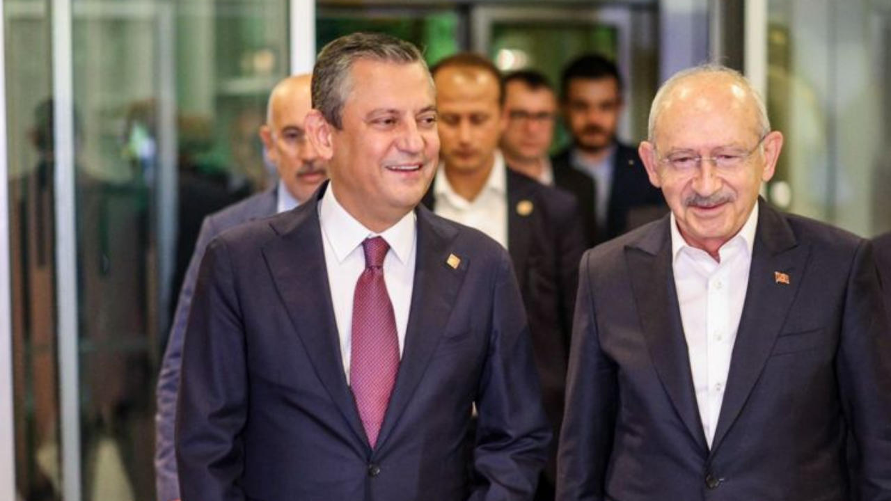 Özgür Özel’den Kemal Kılıçdaroğlu’na Sert Mesaj “Açıklama İçin Adliyeye Gitmeye Gerek Yok” (1)