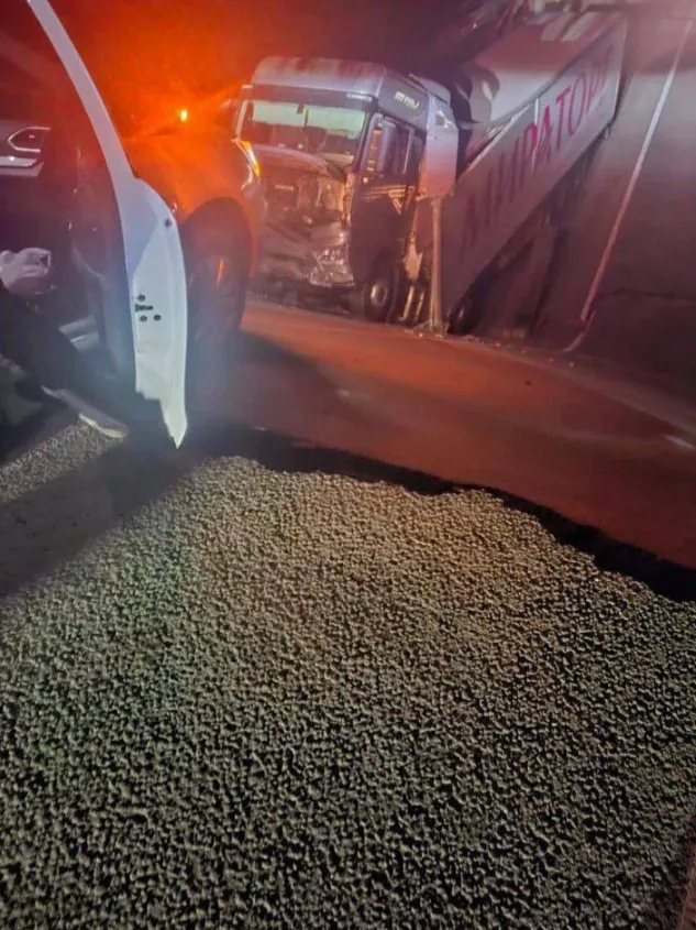Rusya’da Korkunç Tren Kazası Köprü Yolcu Treninin Üzerine Çöktü! Saldırı Mı, Kaza Mı (1)
