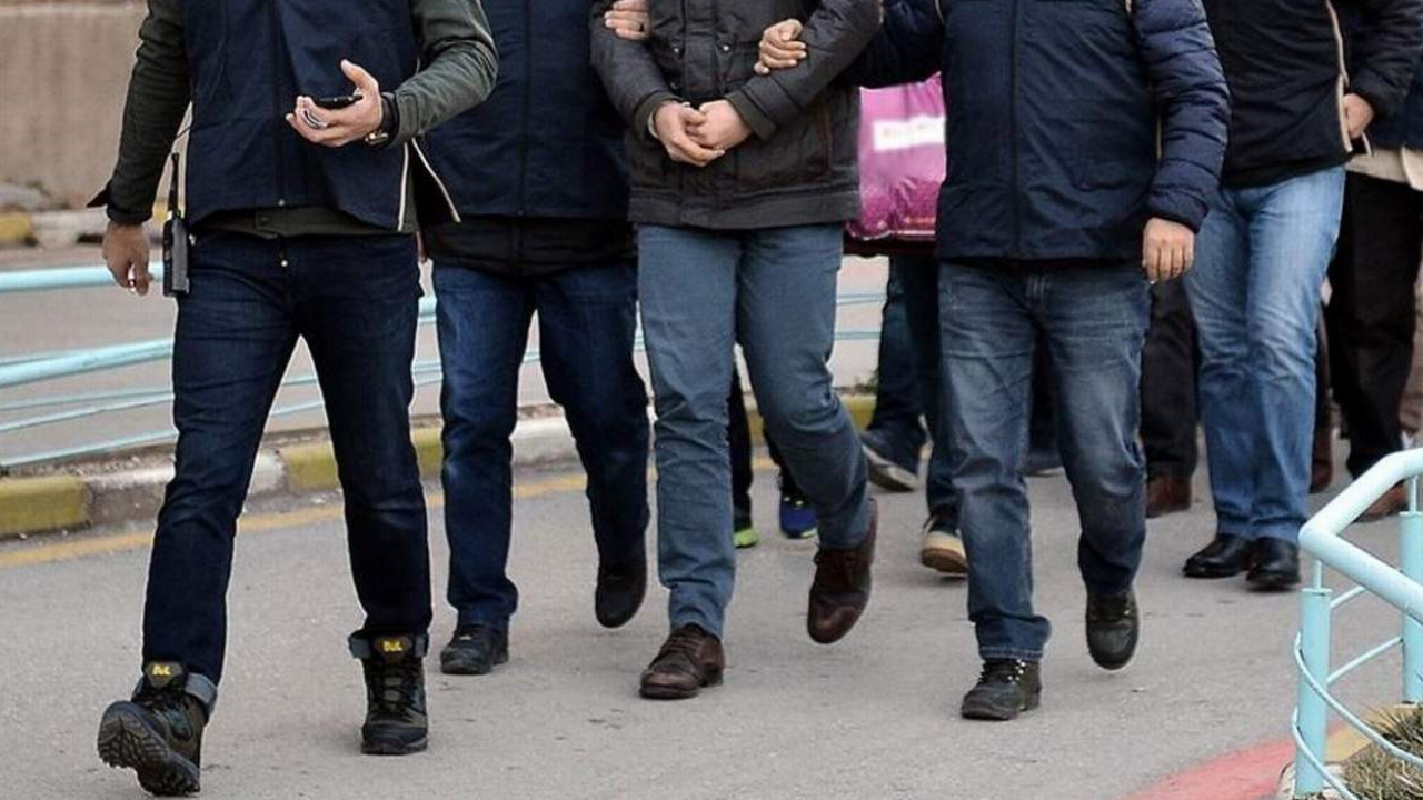 Türkiye Genelinde Fetö Operasyonu 176 Asker Hakkında Gözaltı Kararı (1)