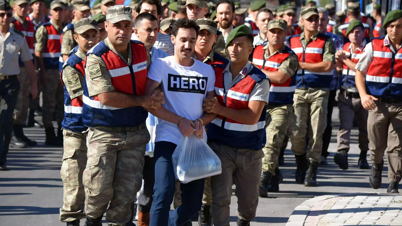 15 Temmuz Hain Darbe Girişiminin 9. Yılı 113 Bin Fetö Mensubu Tutuklandı (1)