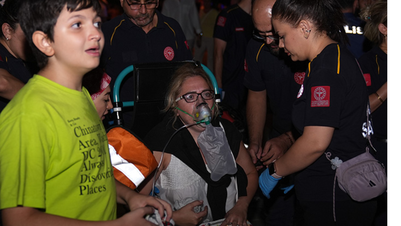 Ankara’da 26 Katlı Binada Yangın Biri Bebek Üç Kişi Hayatını Kaybetti (3)