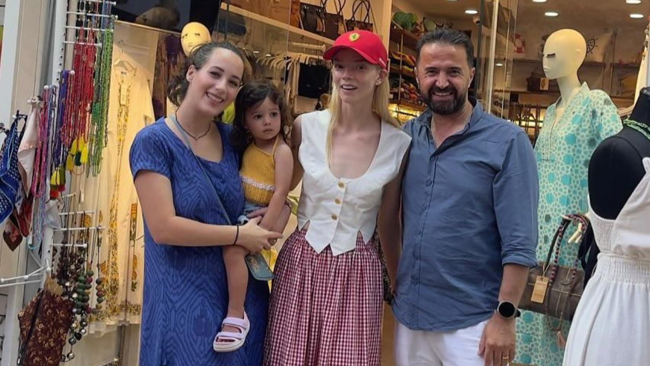 Anya Taylor Joy Tatil İçin Bodrum’da!