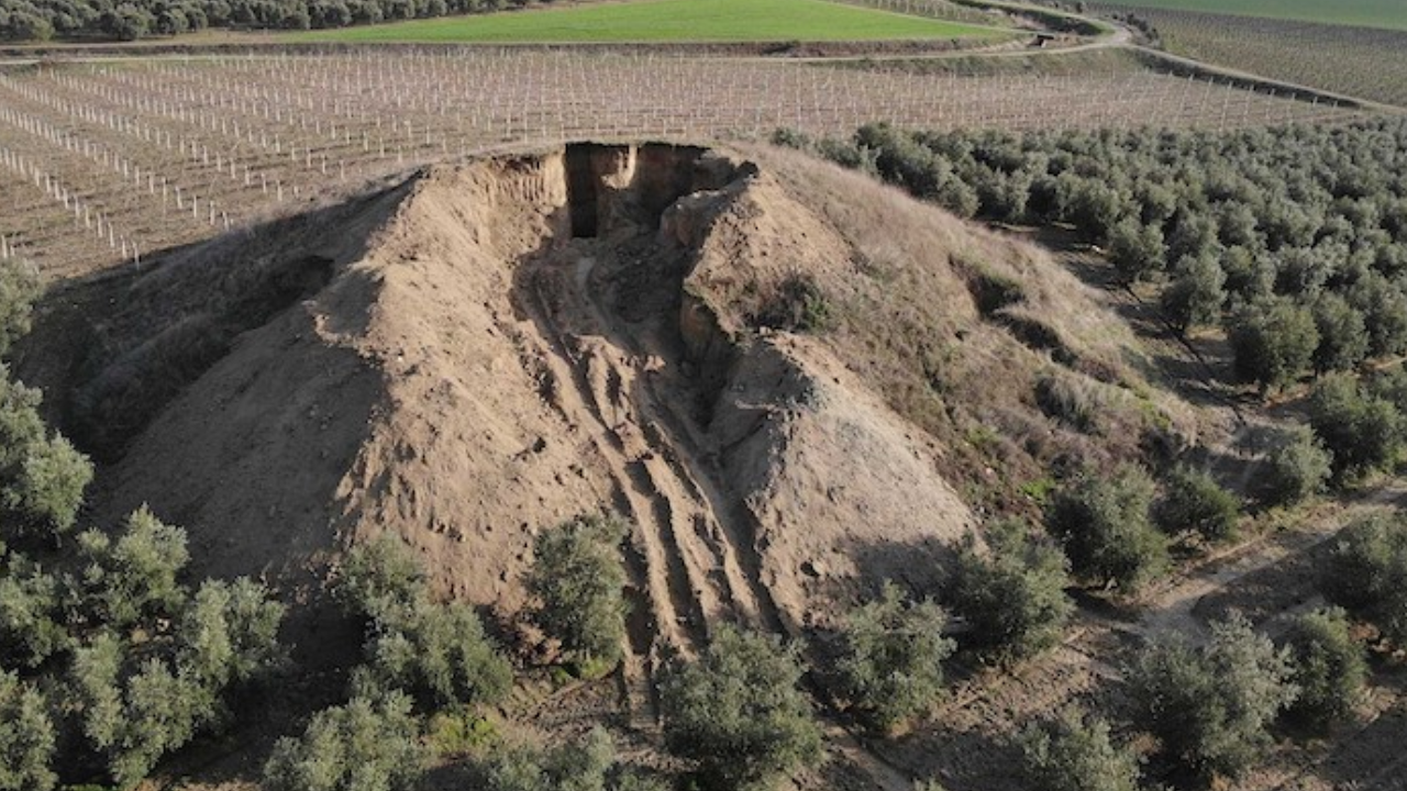Bin Tepe Tümülüsleri Ve Sardes Antik Kenti Unesco Dünya Mirası Listesi’ne Girdi! (1)