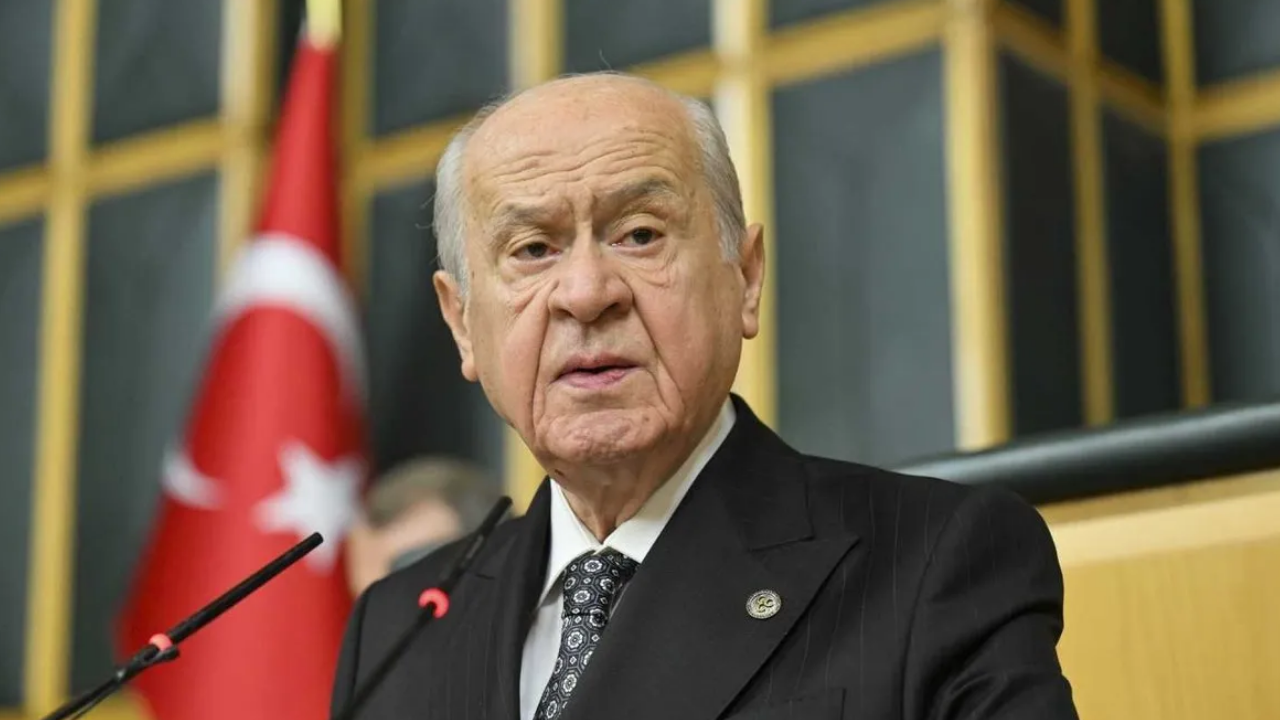 Devlet Bahçeli’den Özgür Özel’in Çağrısına Destek ‘’Ak Koyun Kara Koyun Belli Olsun’’ (1)