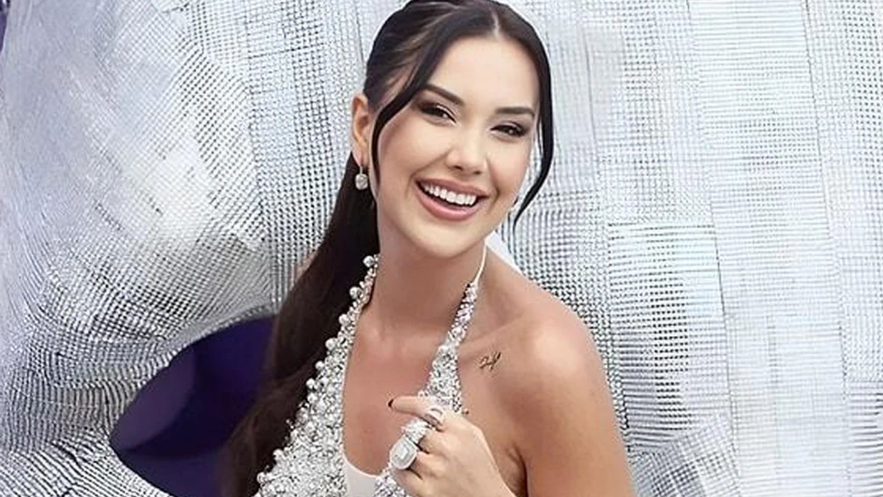 Dilan Polat 13