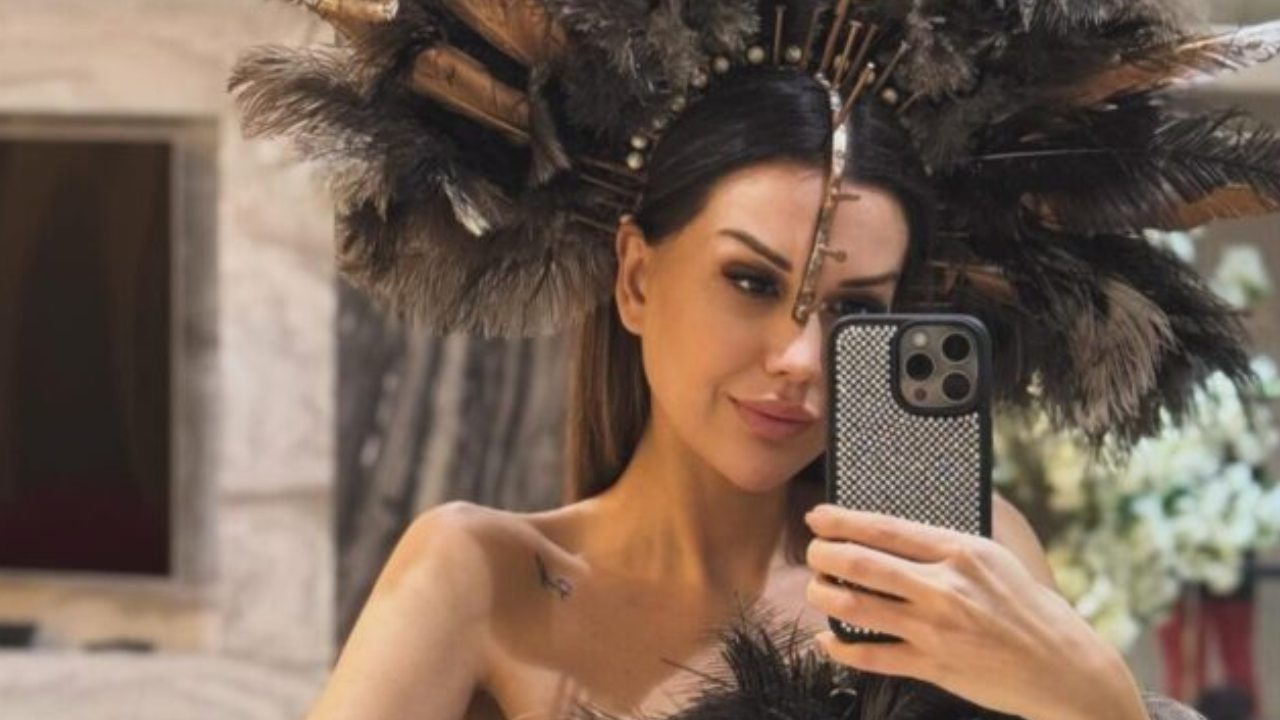 Dilan Polat’tan Skandal Yeni Şarkı Çıkardı! Türkiye Nereye Gidiyor