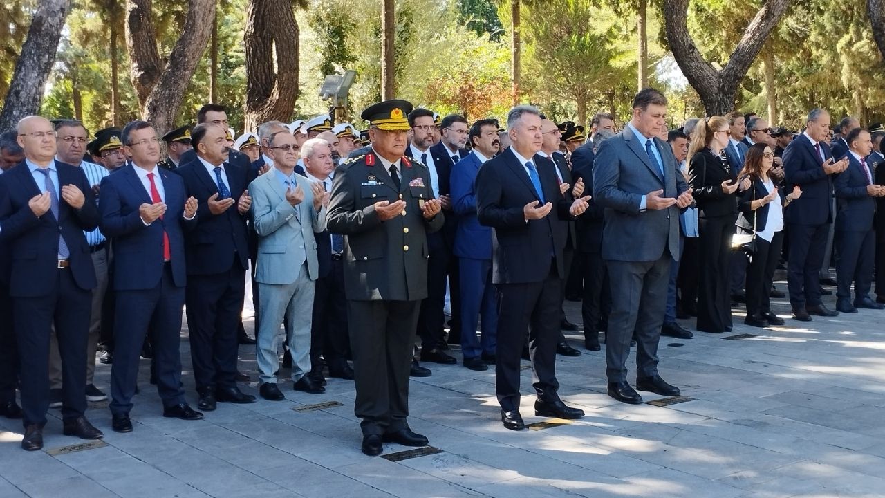 Izmir 15 Temmuz Programı