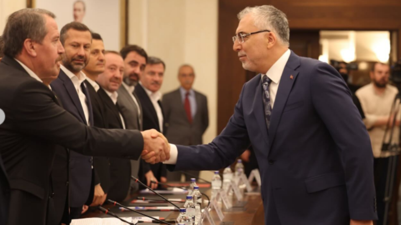 Memur Sen’in 2026 Yılı Için Zam Talebi 10 Bin Tl Seyyanen Ve Yüzde 35 Artış