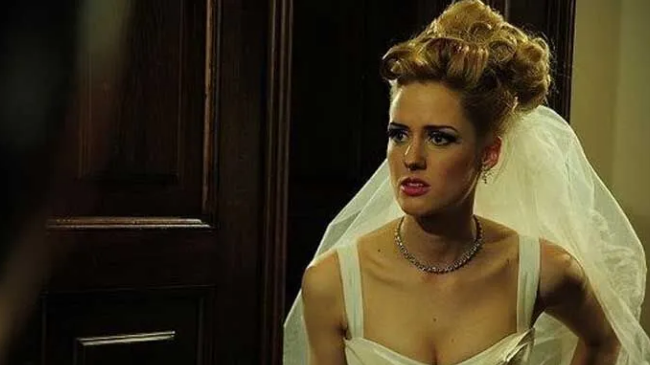 “Öyle Bir Geçer Zaman Ki”Nin Caroline’i Wilma Elles Almanya’da Sunuculuk Yapıyor-1