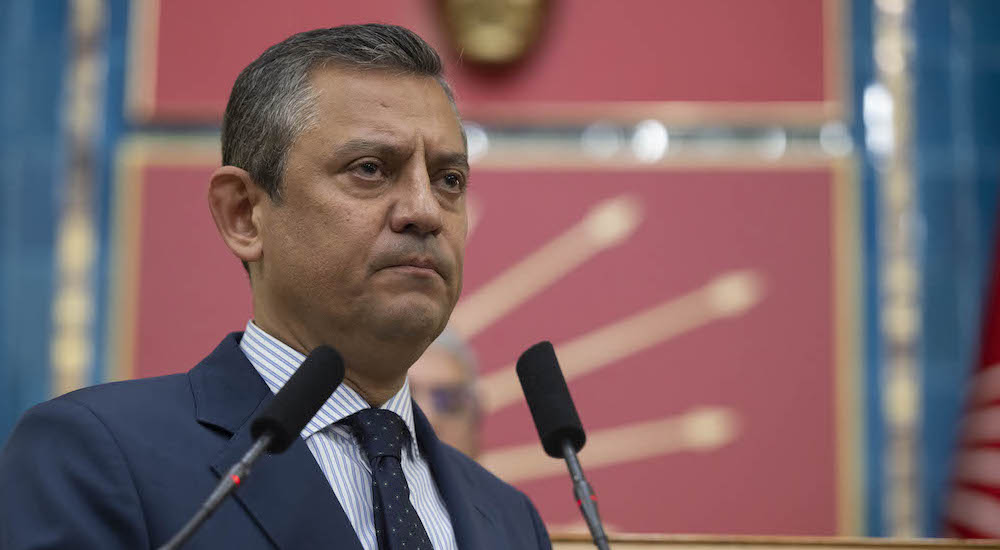 Özgürrözel