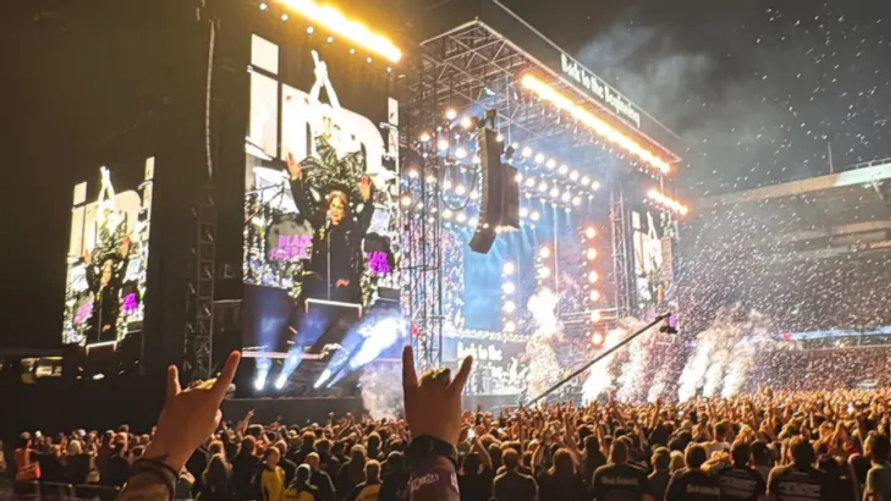Rock’ın Kara Prensi Ozzy Osbourne, Sahnelere Veda Etti! (6)