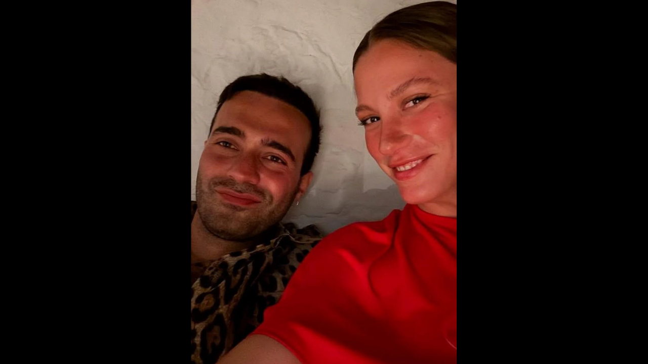 Serenay Sarıkaya Yeni Yaş Gününü Kutladı Tanga Bikinisiyle Olay Yarattı (2)