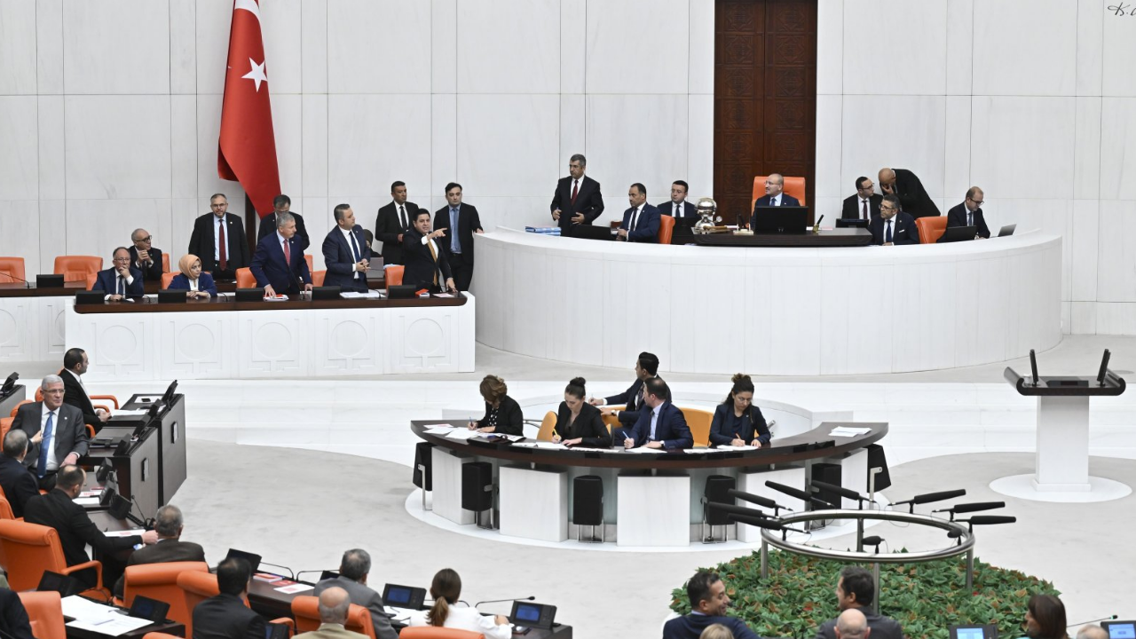 Tbmm Onayladı En Düşük Emekli Maaşı 16 Bin 881 Tl Oldu