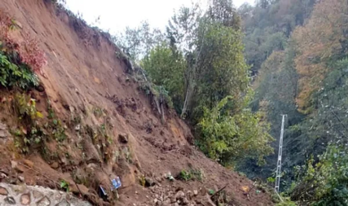 Uşak’ta Beton Şantiyesinde Toprak Kayması 2 Can Kaybı, 2 Yaralı-1