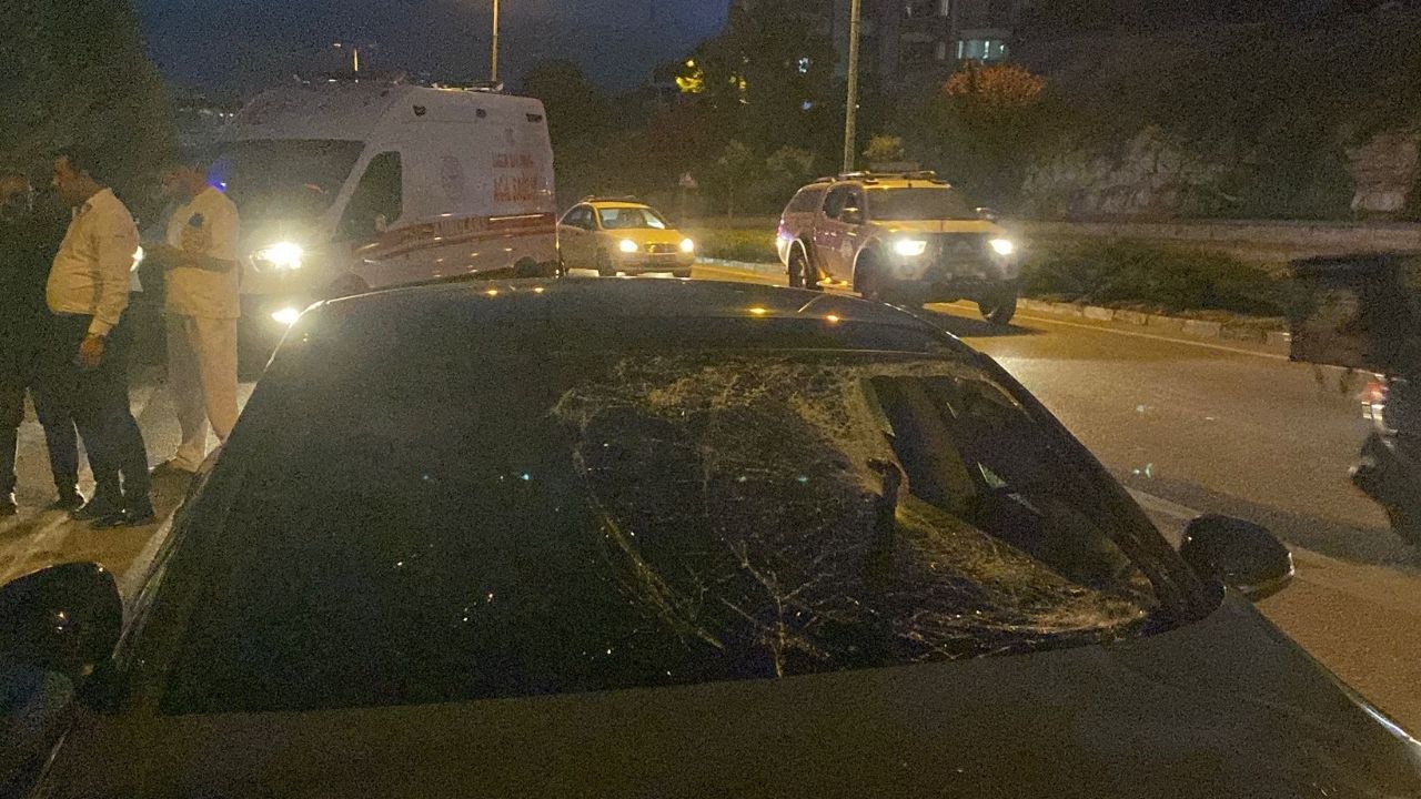 Yolun Karşısına Geçmeye Çalışan Genç Hayatını Kaybetti