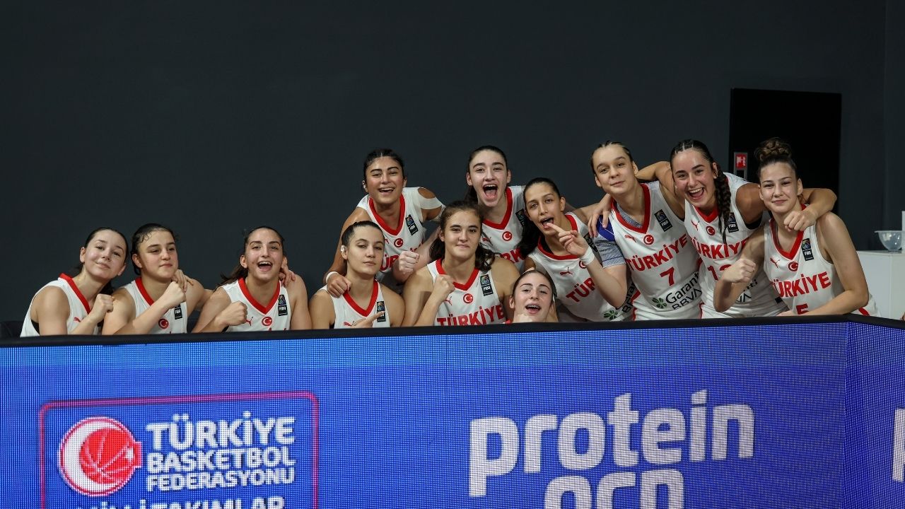 16 Yaş Altı Kız Milli Takımı’mız Yarı Finalde (1)