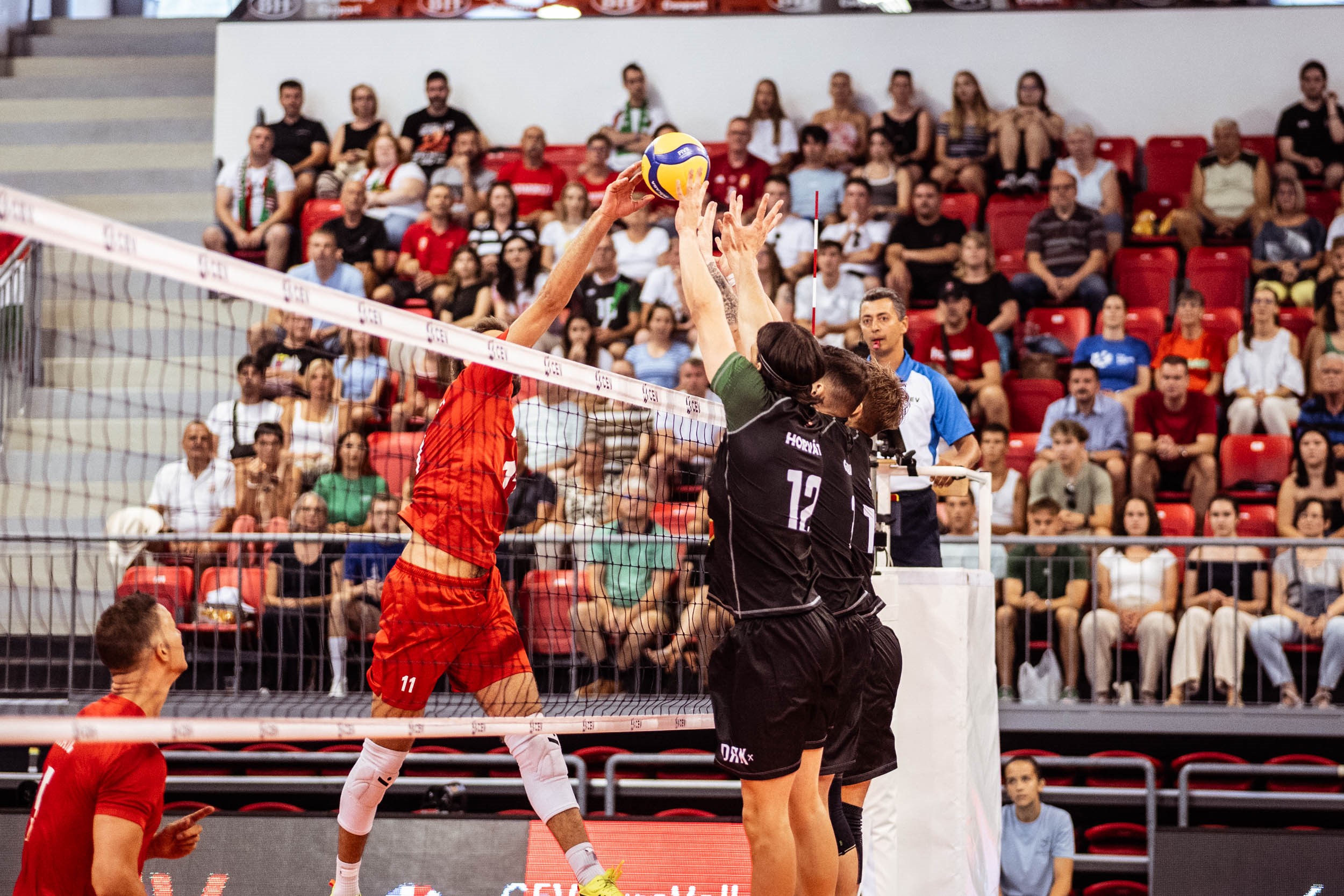 2026 C E V Erkekler Avrupa Voleybol Sampiyonasi Turkiye Macaristani 3 0La Gecti 03