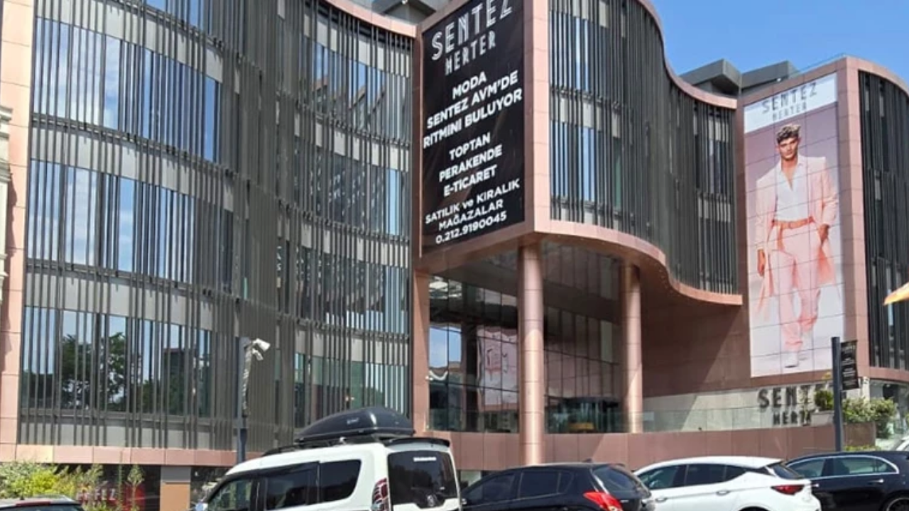 50 Milyon Dolarlık Yatırım İle Yapılan Avm Batıyor! (1)