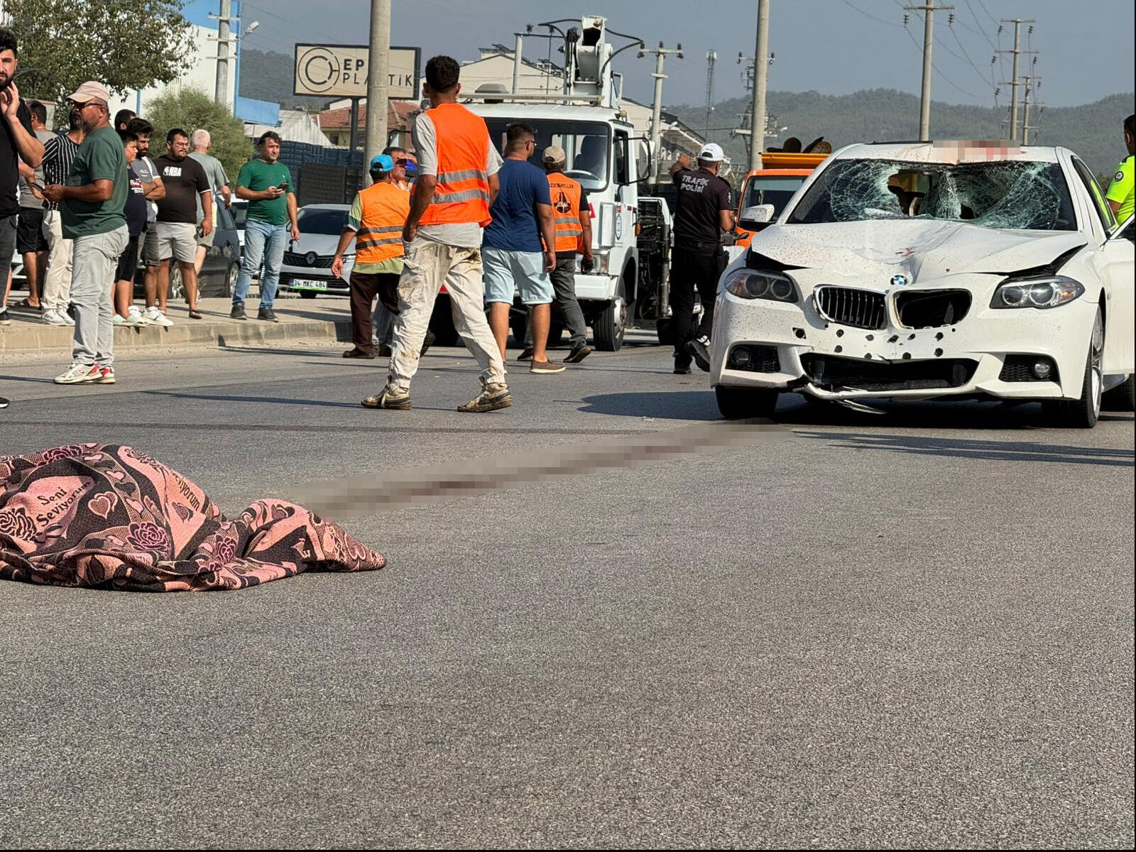 Eski AK Partili  vekil trafik kazasında hayatını kaybetti!