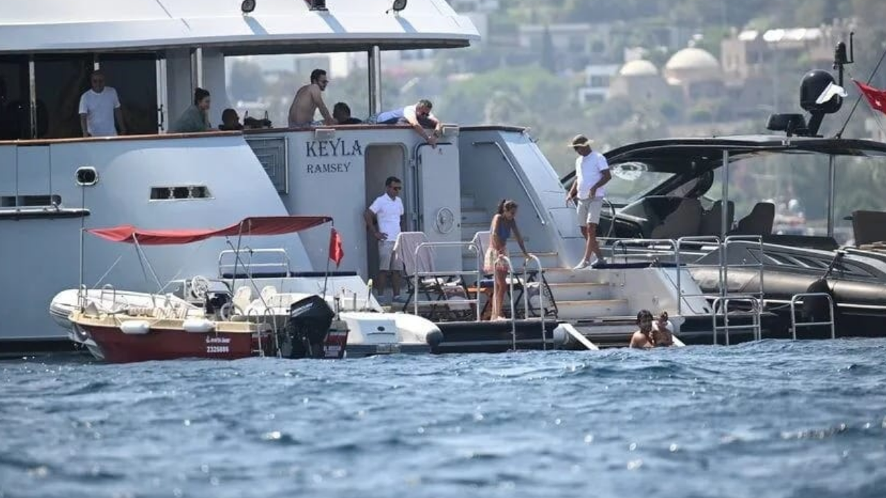 Ali Koç’tan Fenerbahçe’ye Bodrum Molası (2)