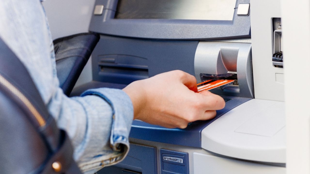 Atm’lerde Yeni Dönem O Işleme Sınırlama Getirildi! (2)