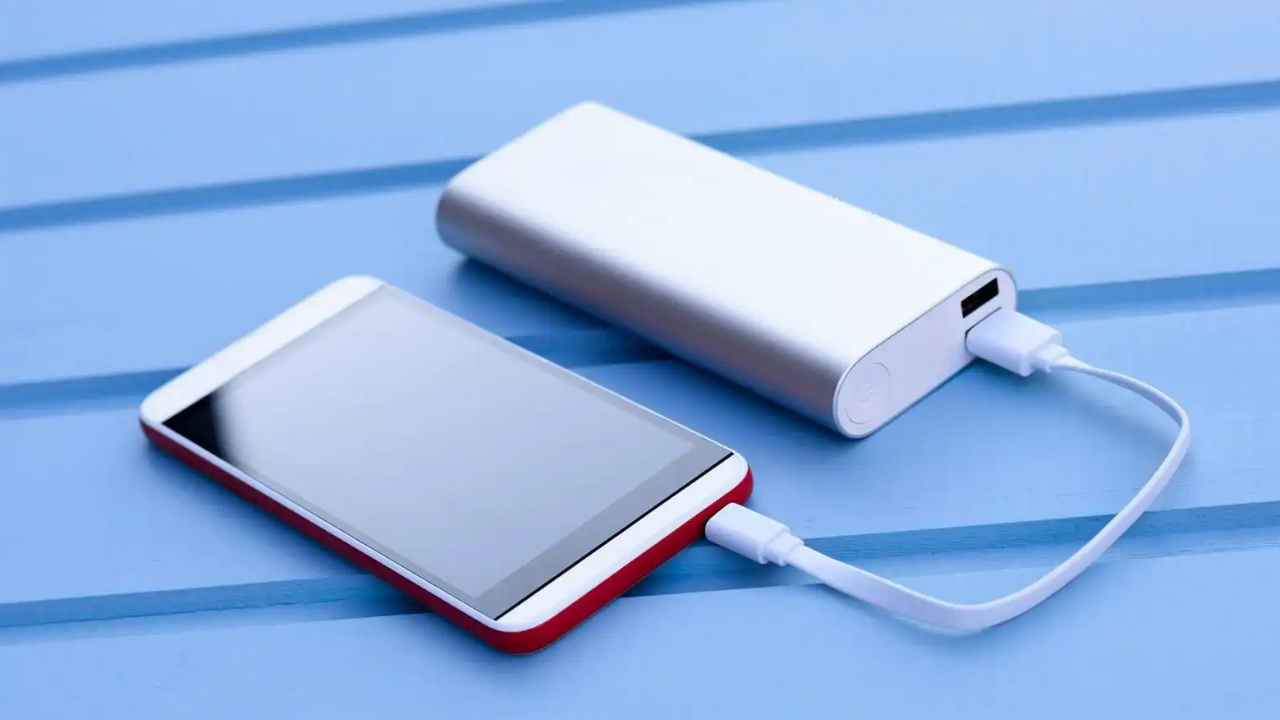 Bakan Uraloğlu Duyurdu Uçaklarda Powerbank Kullanımı Yasaklanabilir (1)