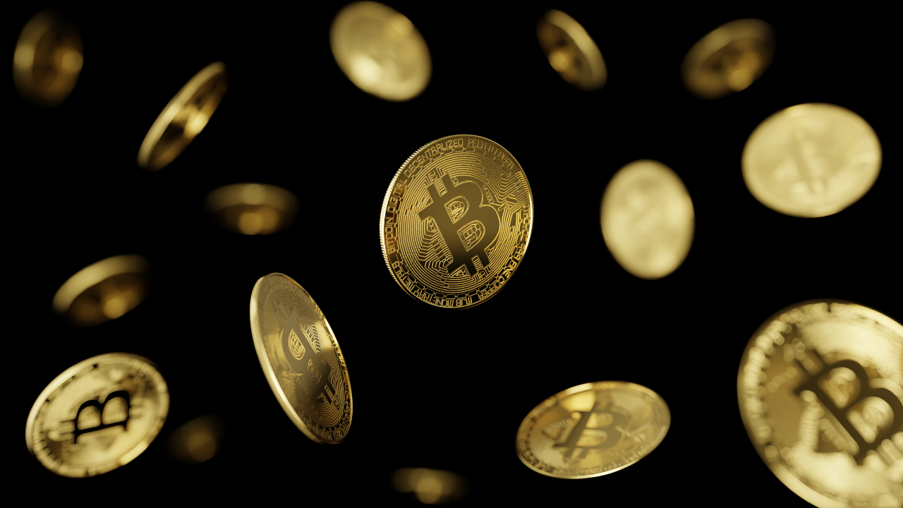 Bitcoin Tarihi Zirveyi Yeniledi (1)