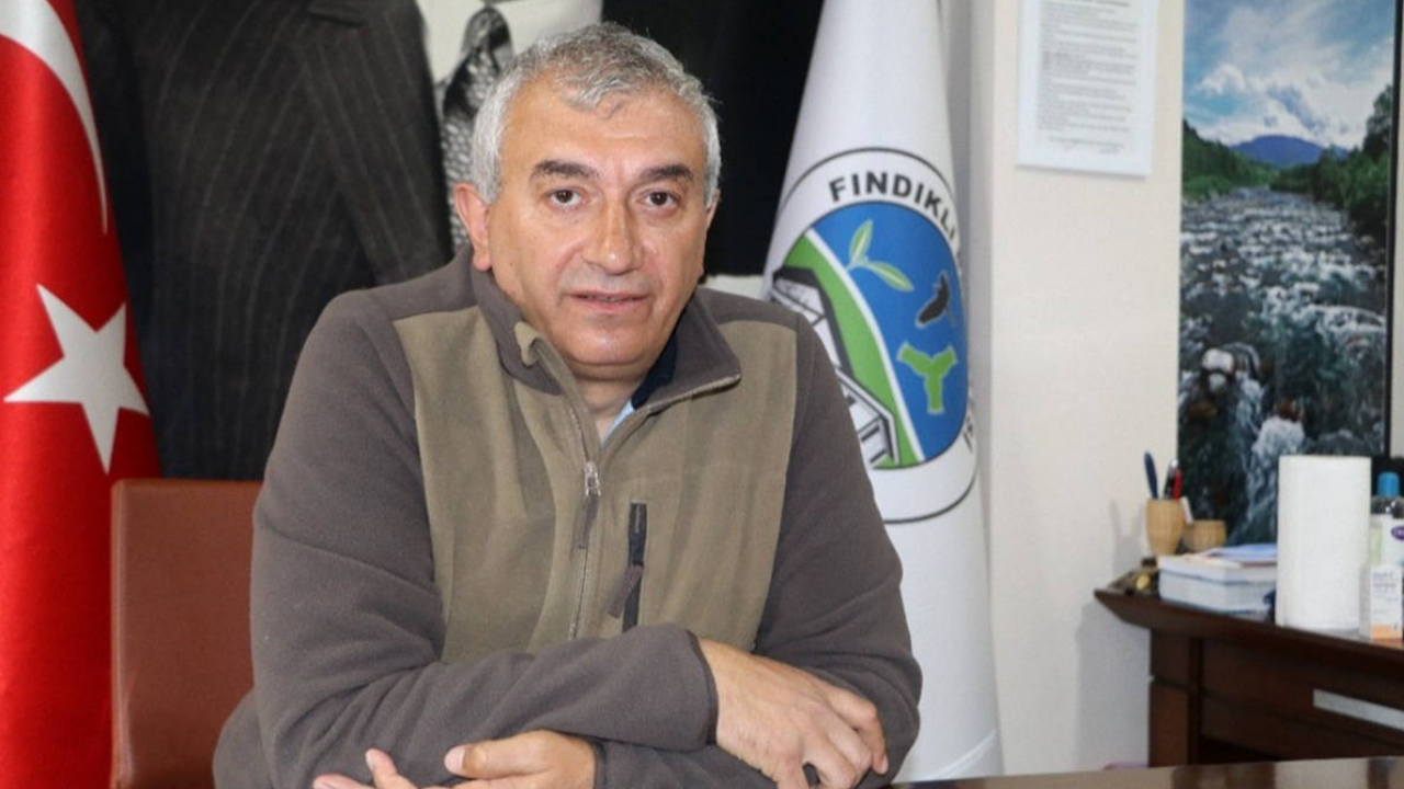 Fındıklı Belediye Başkanı Ercüment Çervatoğlu’na Sokak Ortasında Saldırı