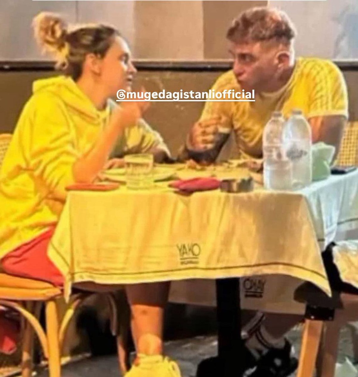 Gizlenmeye Çalıştılar Ama Olmadı Farah Zeynep Abdullah Ve Gökhan Özoğuz’un Kaçamak Anı Kamerada!-1